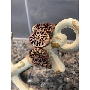 Copper colored bracelet 